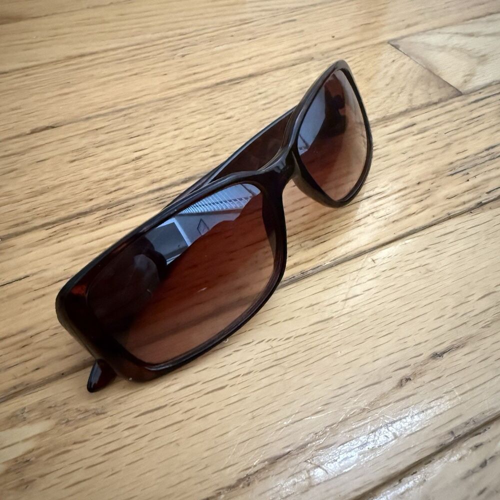 Vtg Dolce & Gabbana Women’s Sunglasses Diamond Textured Arms Tortoiseshell - Picture 5 of 8